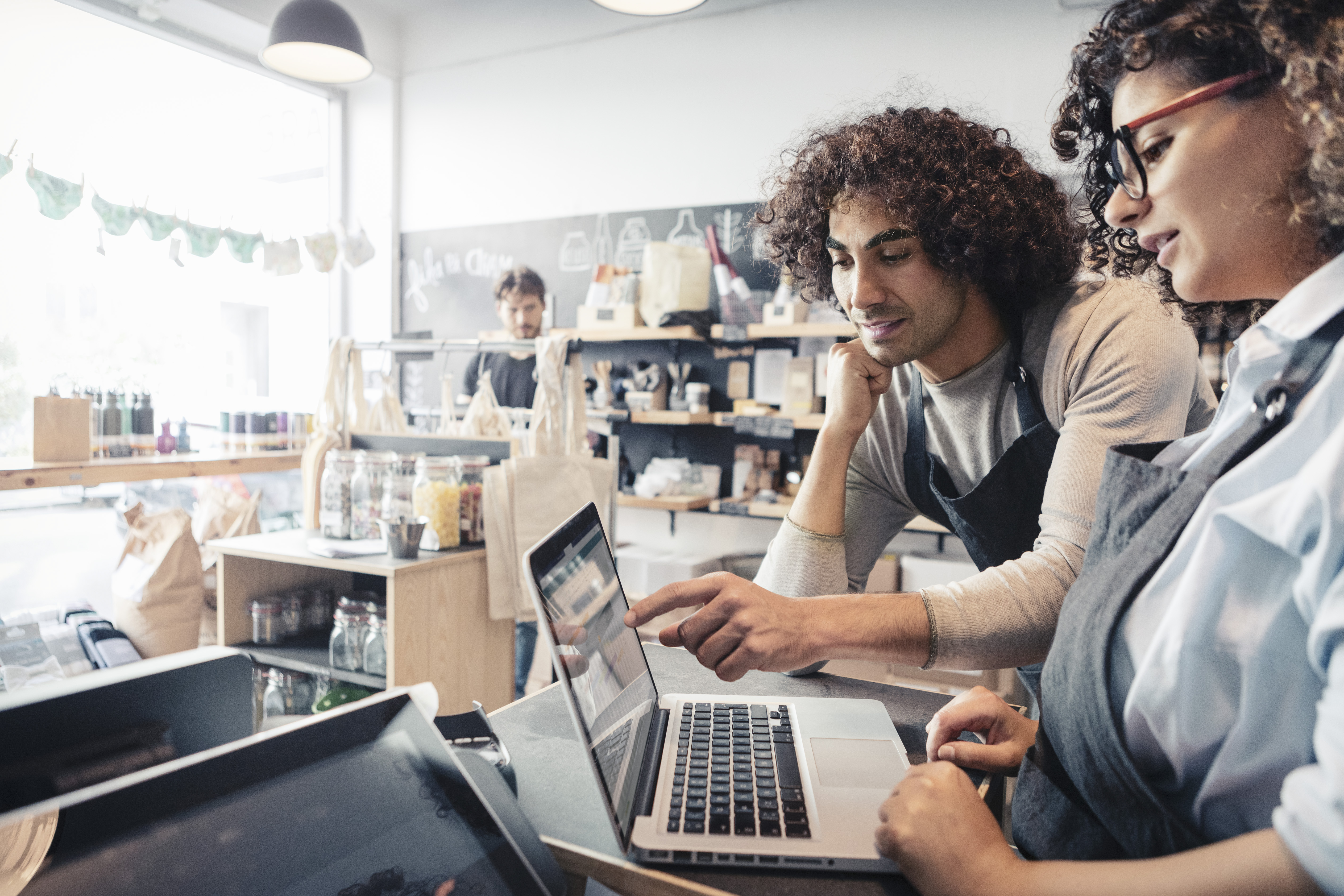 account-services-manage-account-signatories-img account-services-manage-account-signatories-img